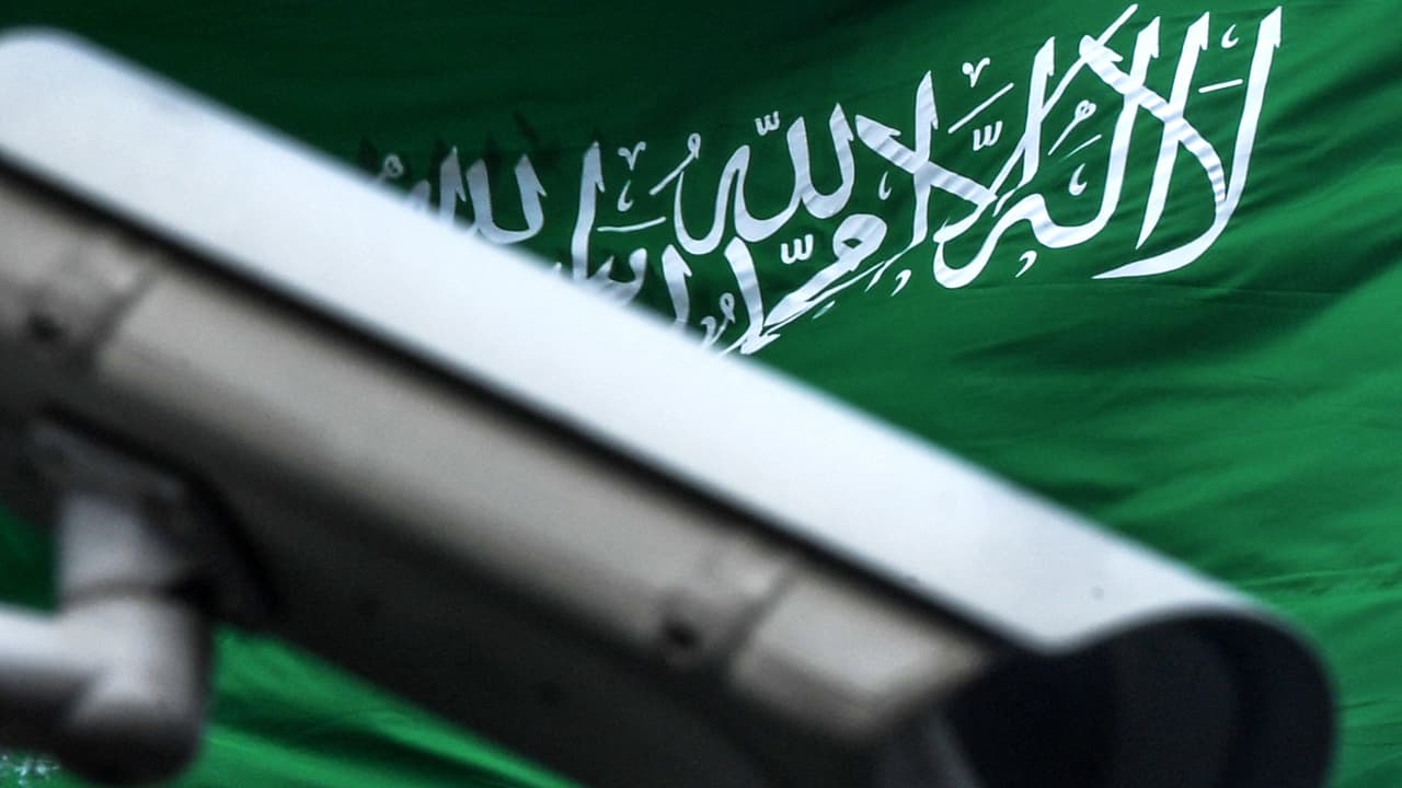 سفير أمريكا في السعودية يعلق على شجاعة حارس الأمن المقتول "بالهجوم المسلح" على القنصلية في جدة