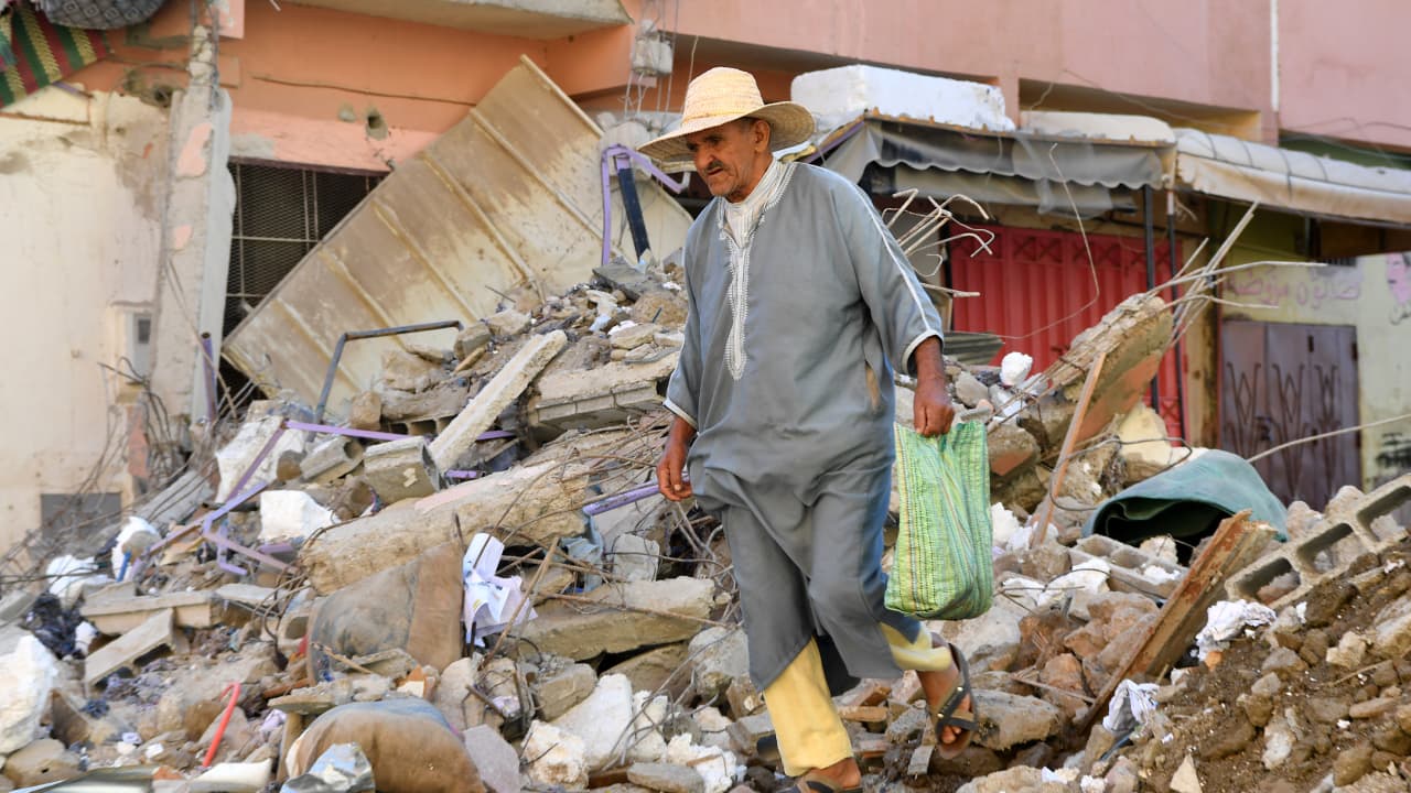 "بلاء وسخط الله".. تعليق مقتدى الصدر على زلزال المغرب يثير تفاعلا