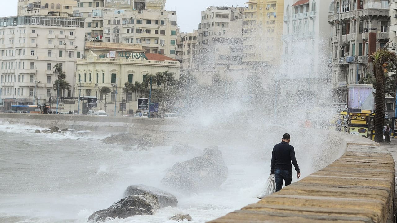 الأرصاد المصرية تصدر بيانين عن العاصفة "دانيال" ووقت وصولها ومدى تأثيراتها