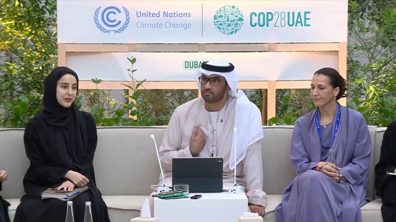 رئيس مؤتمر المناخ (COP28) سلطان الجابر يرد على الانتقادات الموجهة له