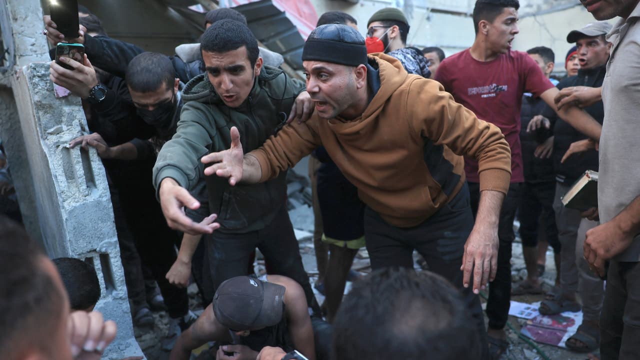 مدير الصليب الأحمر يعلق على تجدد القتال في غزة: لقد عاد "الكابوس" للمدنيين