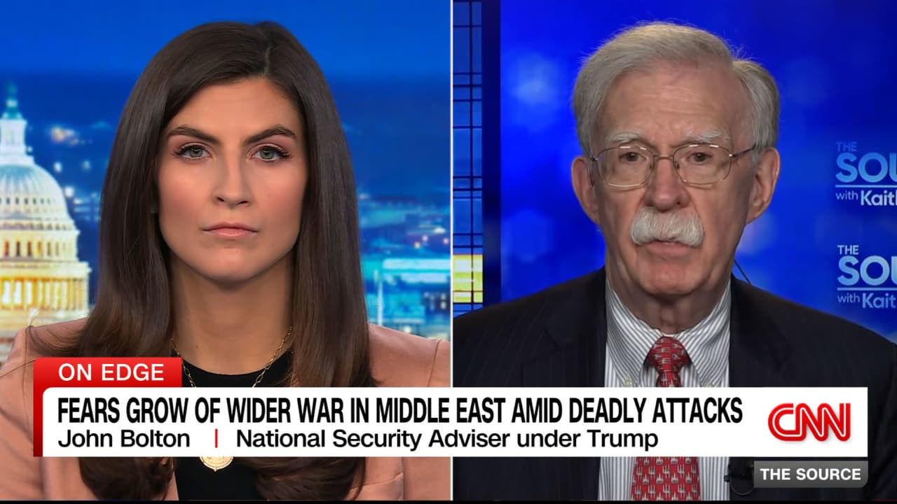 ليست إسرائيل ولا داعش.. مستشار ترامب السابق للأمن القومي يعلق لـCNN على الانفجارين بإيران