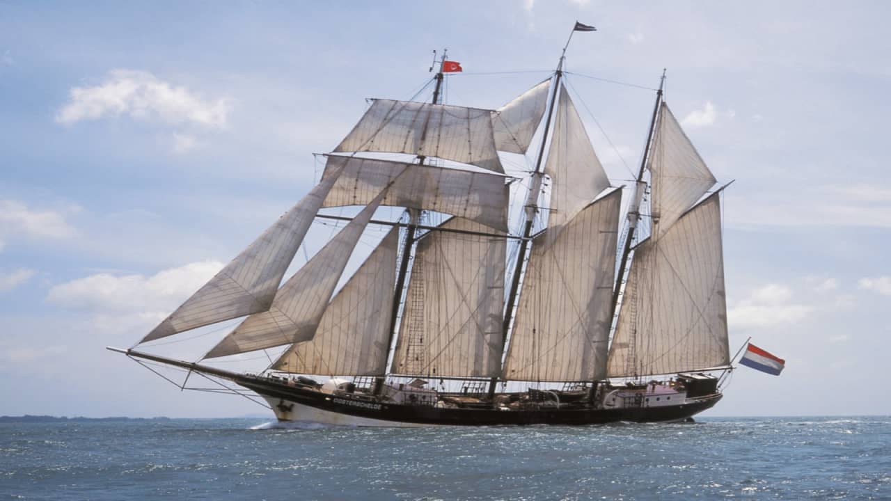 على متن سفينة عمرها مئة عام.. تسير هذه الرحلة على خطى العالِم الشهير تشارلز داروين