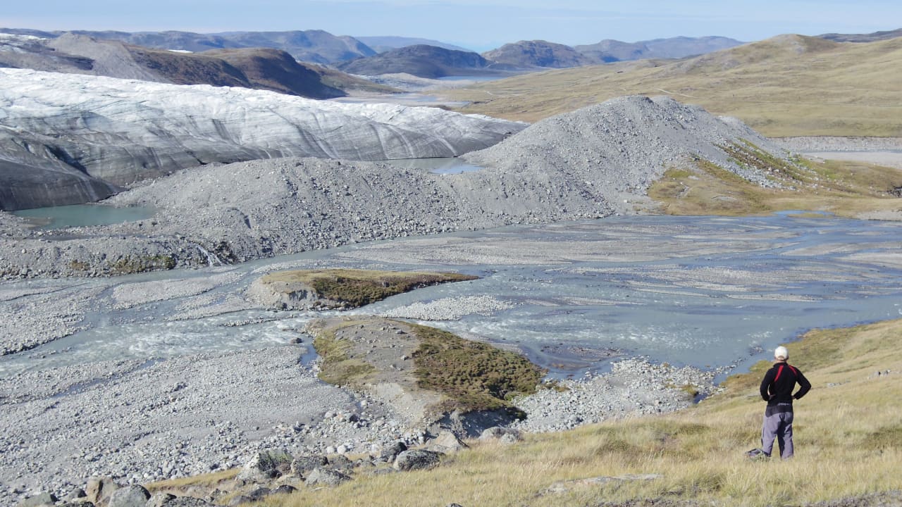 غرينلاند تصبح أكثر خضرة.. كيف يؤدي ذلك "عواقب وخيمة" لعالمنا؟