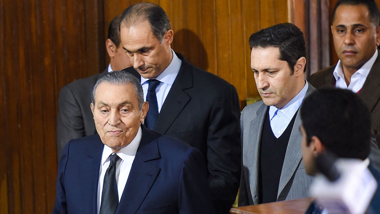 "آخر نكتة".. علاء مبارك يعلق على تبني وقف إطلاق النار بغزة في مجلس الأمن