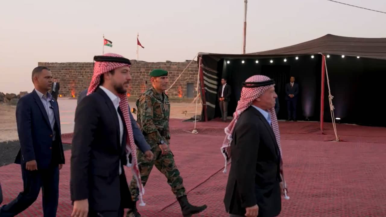 الأردن.. فيديو الملك عبدالله والأمير الحسين في البادية الشمالية يثير تفاعلا