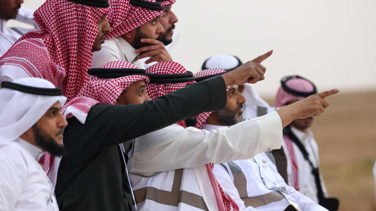 السعودية..المحكمة العليا تحدد موعد استطلاع هلال شهر شوال 