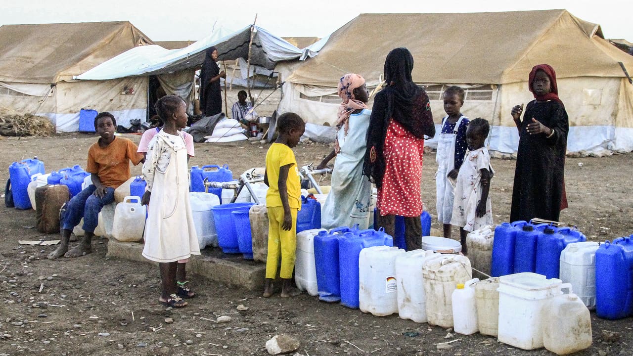 مع دخول الحرب عامها الثاني.. اليونيسف: جيل كامل من أطفال السودان على حافة الهاوية والبلاد تواجه كارثة مأساوية