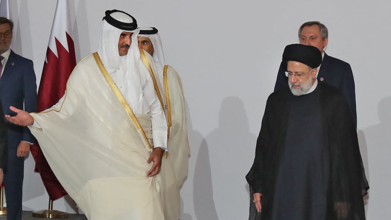 في اتصال مع أمير قطر.. رئيس إيران: أقل إجراء ضد مصالحنا سيقابل برد هائل وواسع ومؤلم"