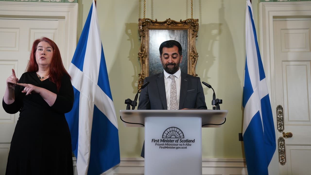 حمزة يوسف.. الوزير الأول بإسكتلندا يعلن أنه سيستقيل من منصبه