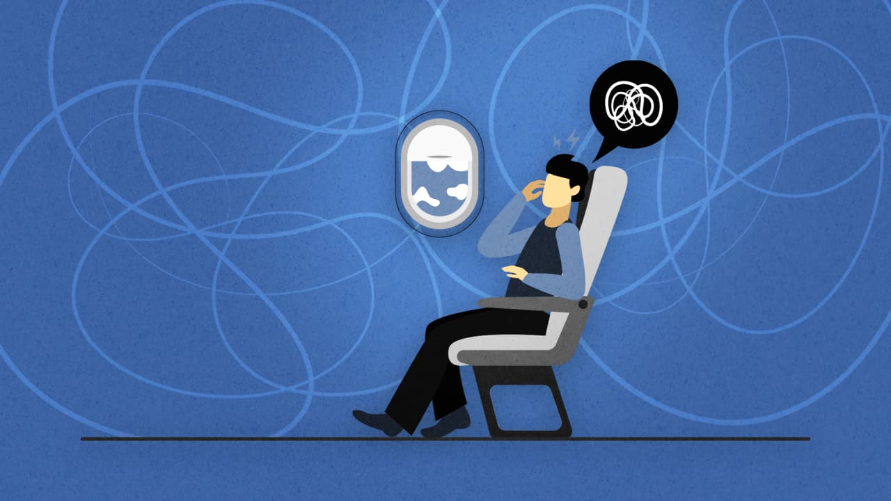إليك 3 نصائح أساسية لتجنب الشعور بالغثيان عند السفر على متن الطائرة