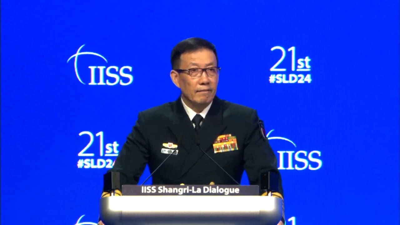 وزير الدفاع الصيني: أي شخص يجرؤ على فصل تايوان عن البلاد "سينتهي به الأمر إلى تدمير نفسه"