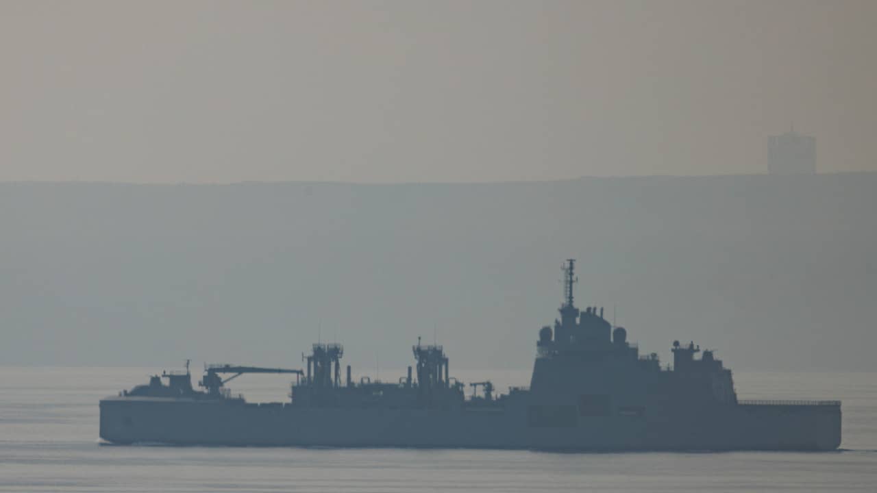 مصادر ملاحية بريطانية: تعرض سفينتين لهجمات قبالة عدن باليمن