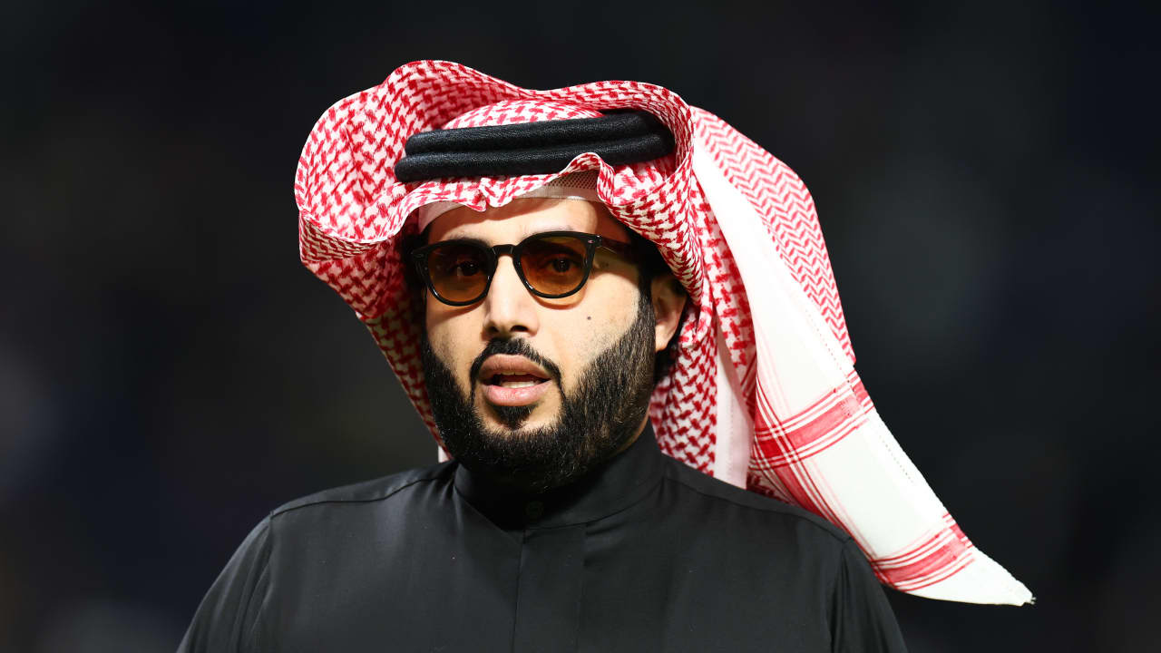 تركي آل الشيخ يعلن استضافة "موسم الرياض" لنهائي كأس السوبر الإفريقي