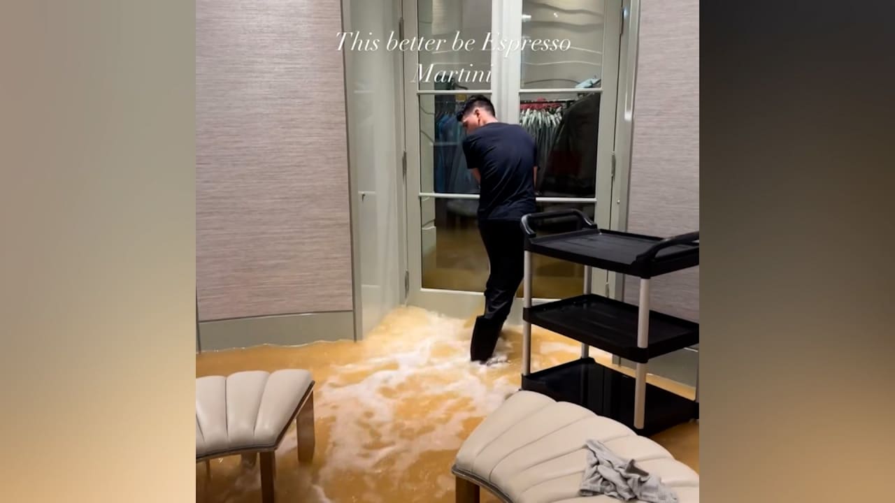فيديو يظهر مياه الفيضانات المتدفقة تقتحم قصر المغني دريك في كندا