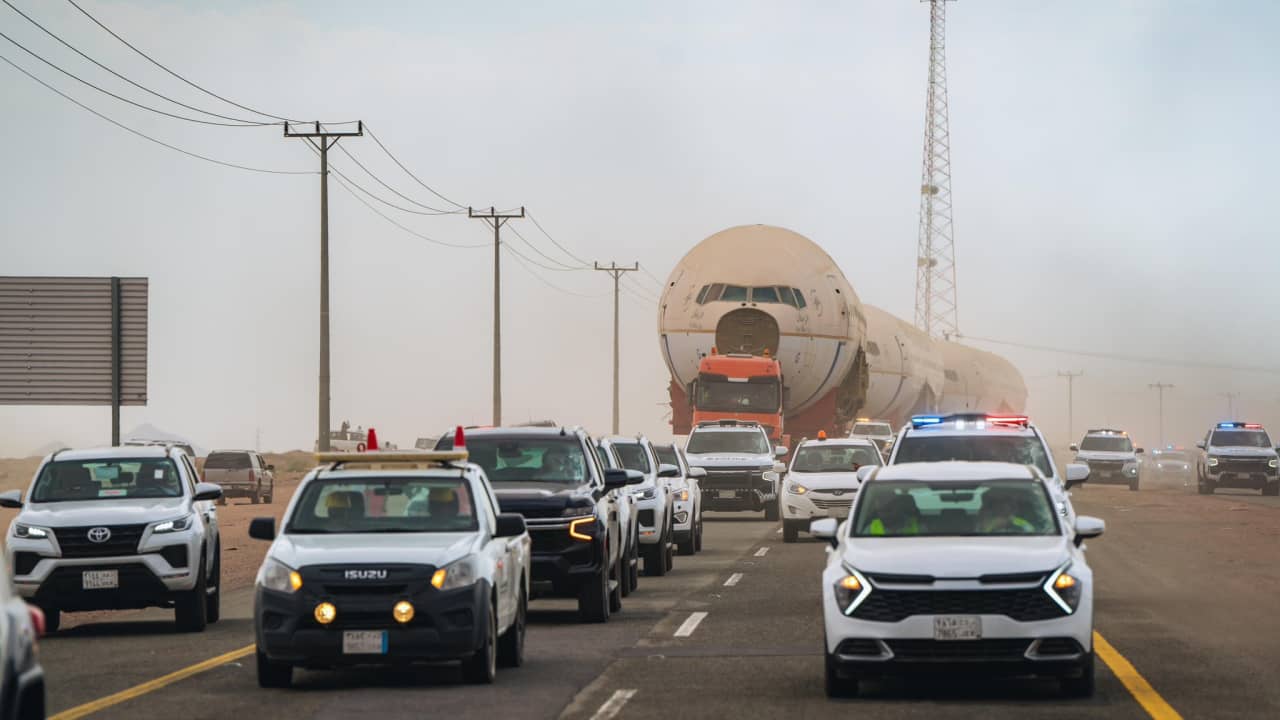 السعودية.. تركي آل الشيخ يثير تفاعلا بإعلانه فوز مواطنين بمسابقة تصوير "جولة الطائرات"