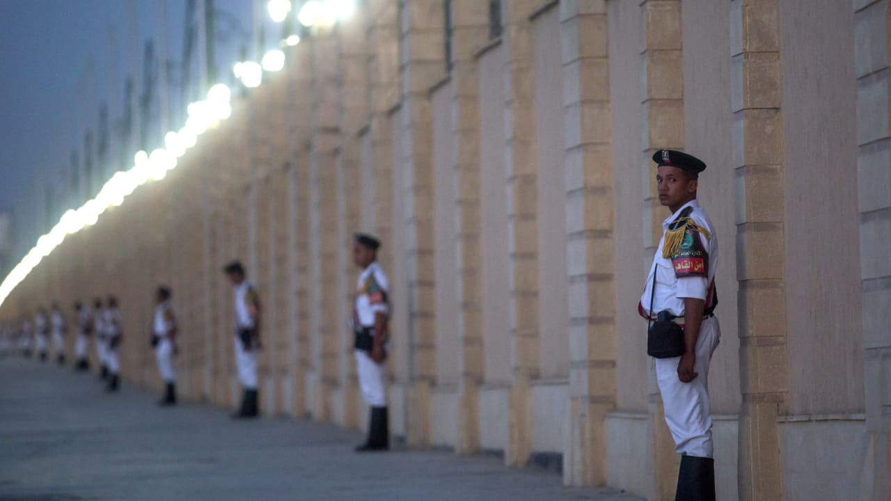 BBC تكشف السكس في المواصلات والتورط بتجارة المقاطع بالباصحقيقة مريرة