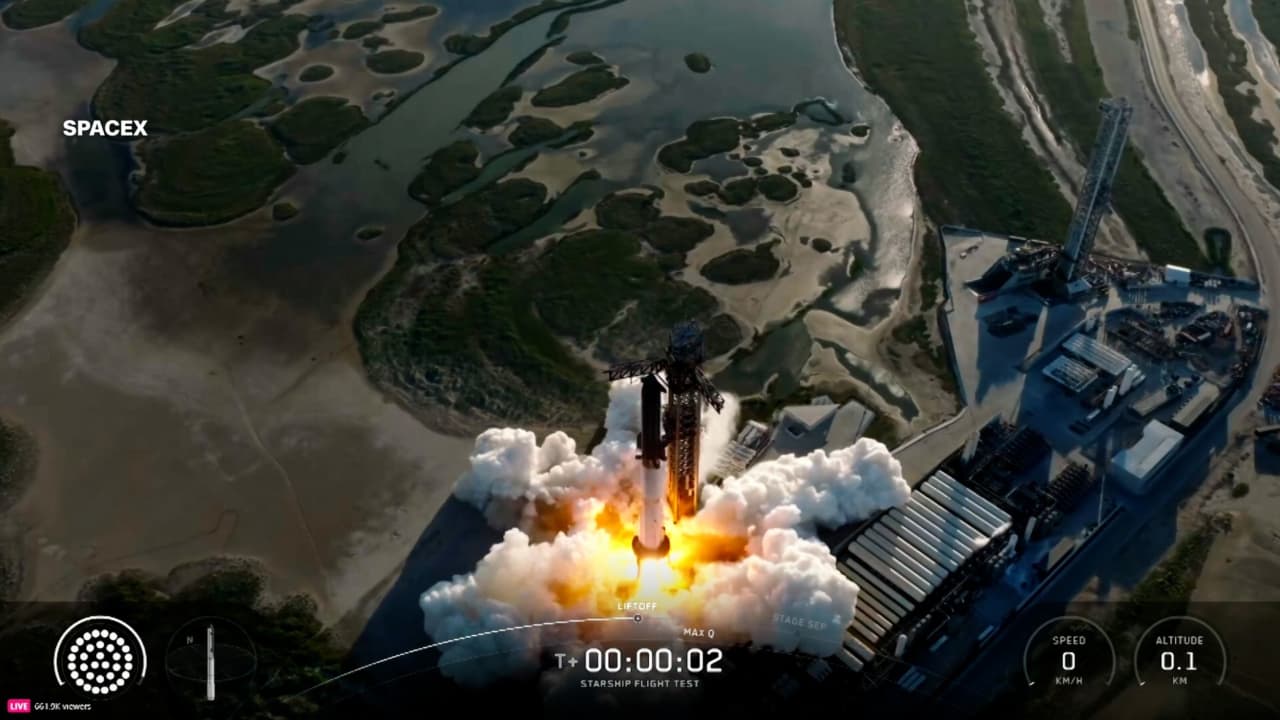 شاهد.. سبيس إكس تطلق رحلة الاختبار الـ11 لصاروخ "ستارشيب" العملاق