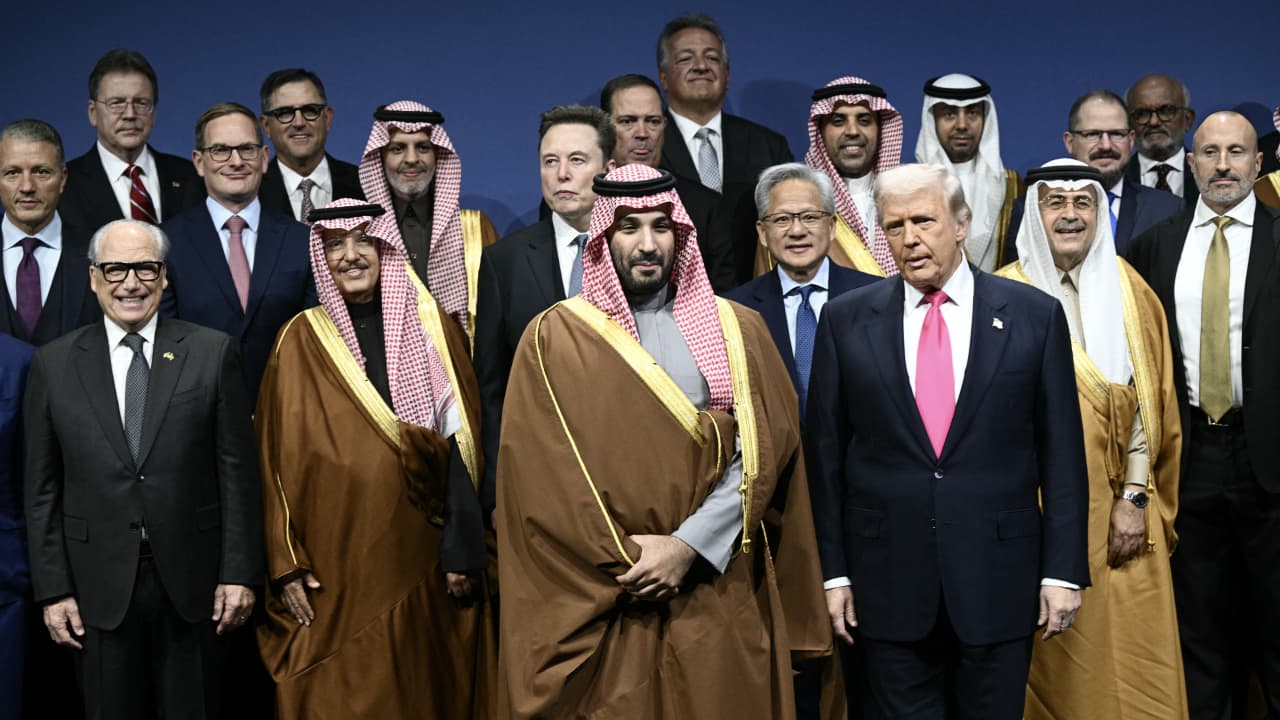 بـ3 نقاط.. أبرز ما ورد بالبيان المشترك بعد لقاء محمد بن سلمان وترامب وتوقيع شراكة بالذكاء الاصطناعي