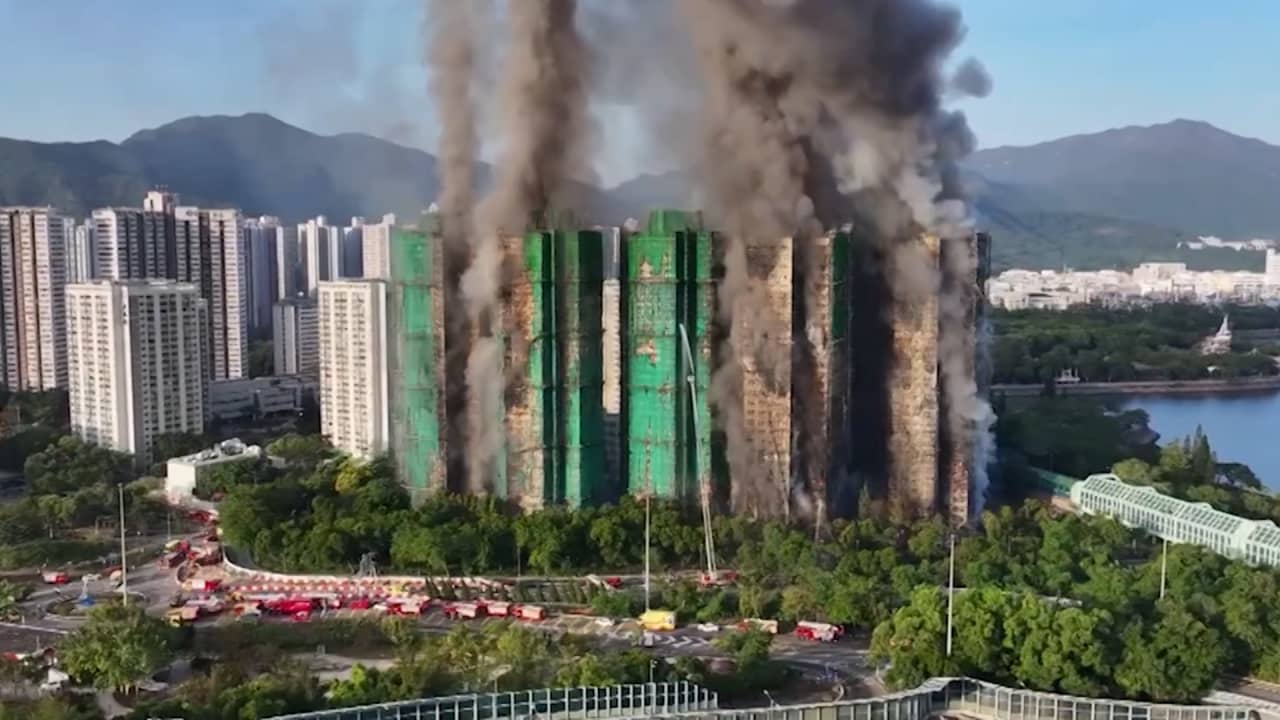 شاهد ما قاله ناج من أكثر حريق مميت في هونغ كونغ منذ عقود؟
