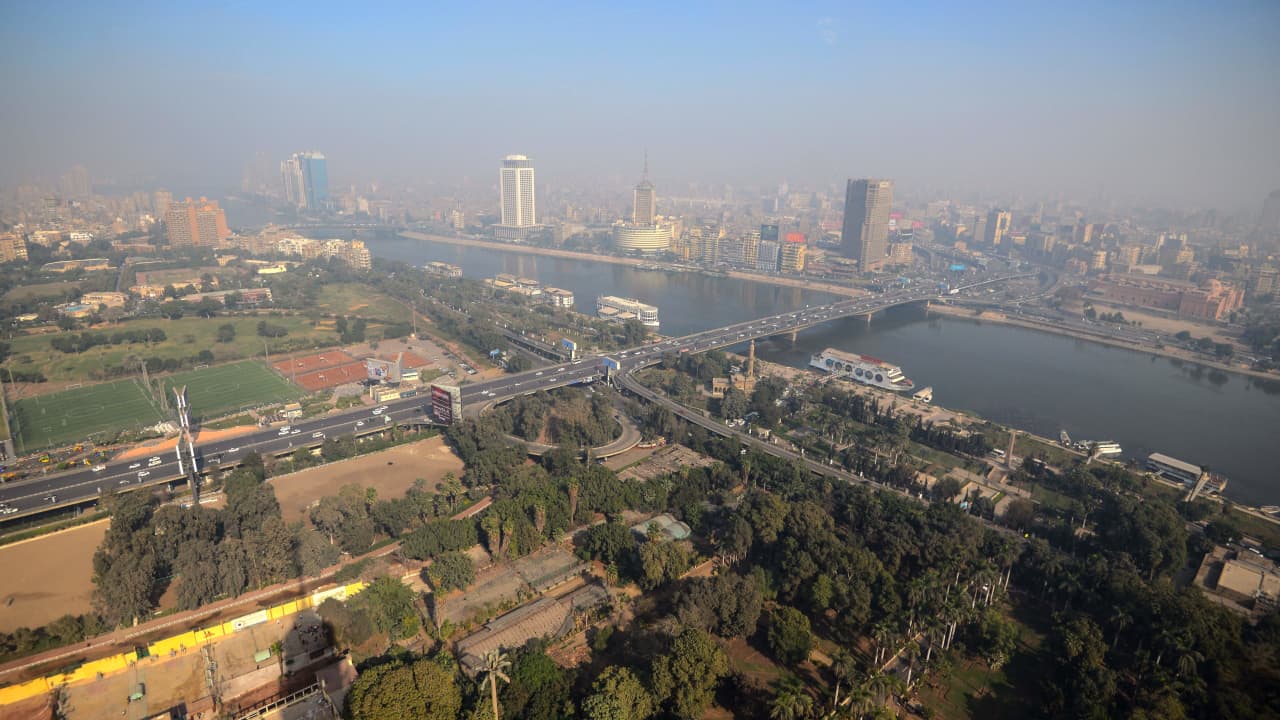 من هو البروفيسور المصري عبّاس الجمل الفائز بجائزة "نوابغ العرب 2025"؟ 