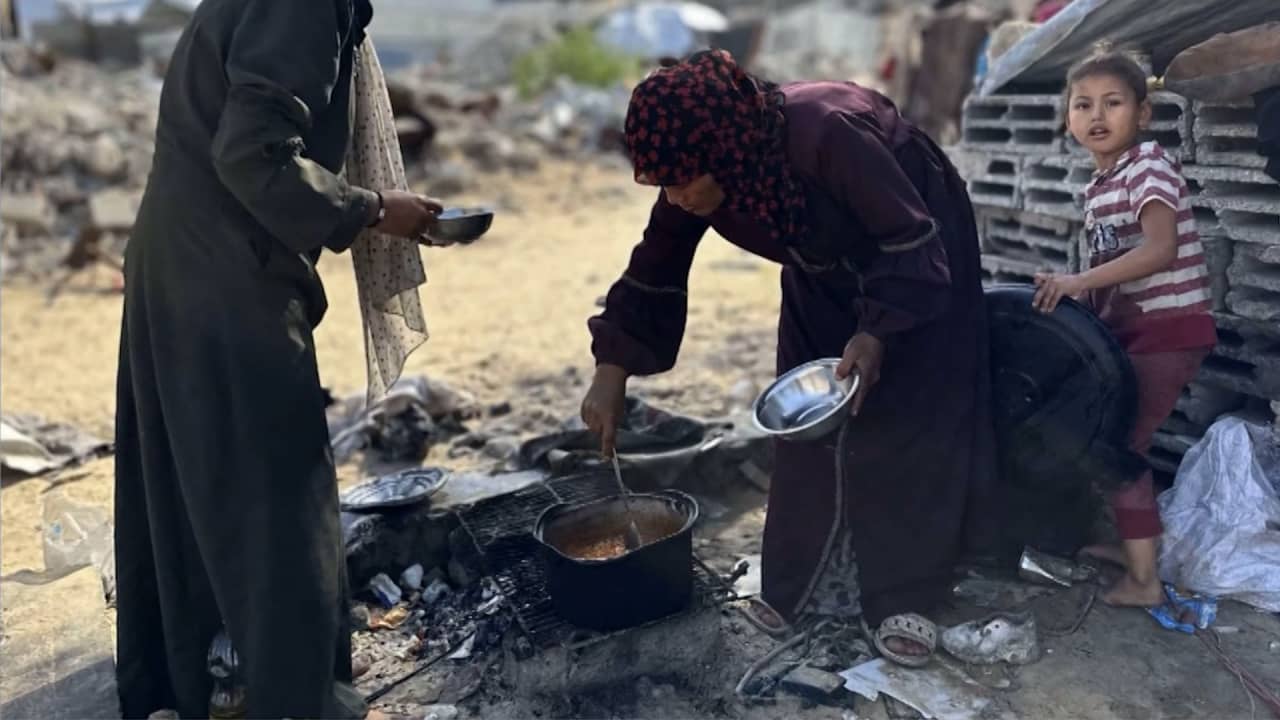 عائلات في غزة تواجه انعدام الأمن الغذائي وظروف الشتاء القاسية