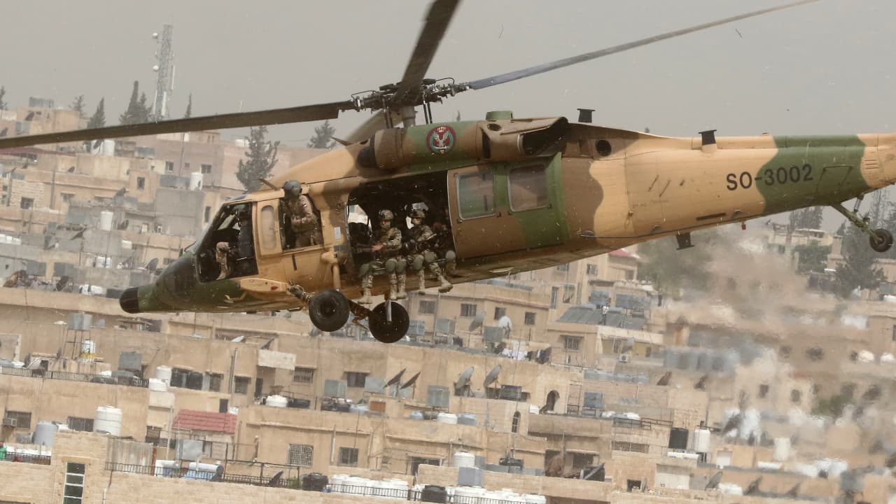 الجيش الأردني يعلن إسقاط صاروخين أطلقتهما إيران وإصابة شخصين