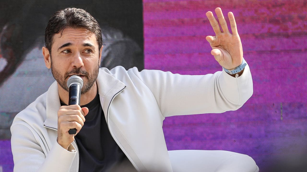 تركي آل الشيخ يبدي قلقه على أحمد عز من كواليس تصوير مسلسل "الأمير"