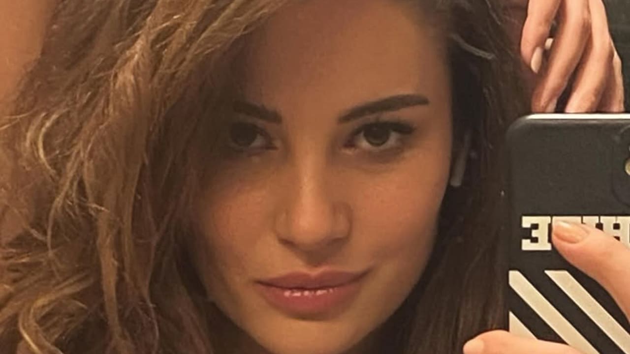 "بنوبة قلبية"..وفاة الممثلة التركية إيجه إيرتم عن عمر 35 عامًا