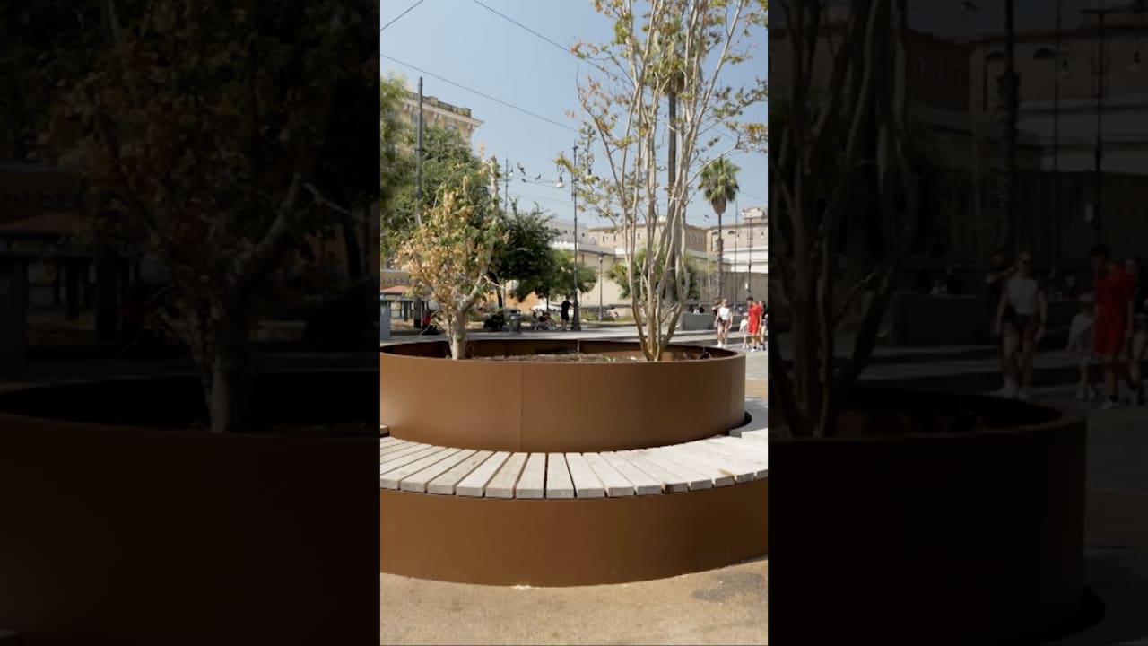 ساحة في روما أُنفقت عليها ملايين الدولارات للتبريد..شاهد كيف أصبحت بفعل الحرارة العالية