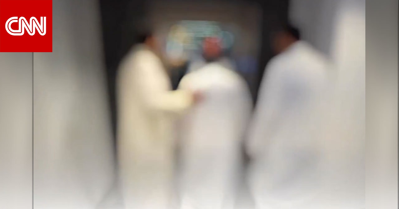 الكويت.. فيديو مداهمة أمنية تضبط إيرانيين ومواطن والداخلية تكشف تفاصيل