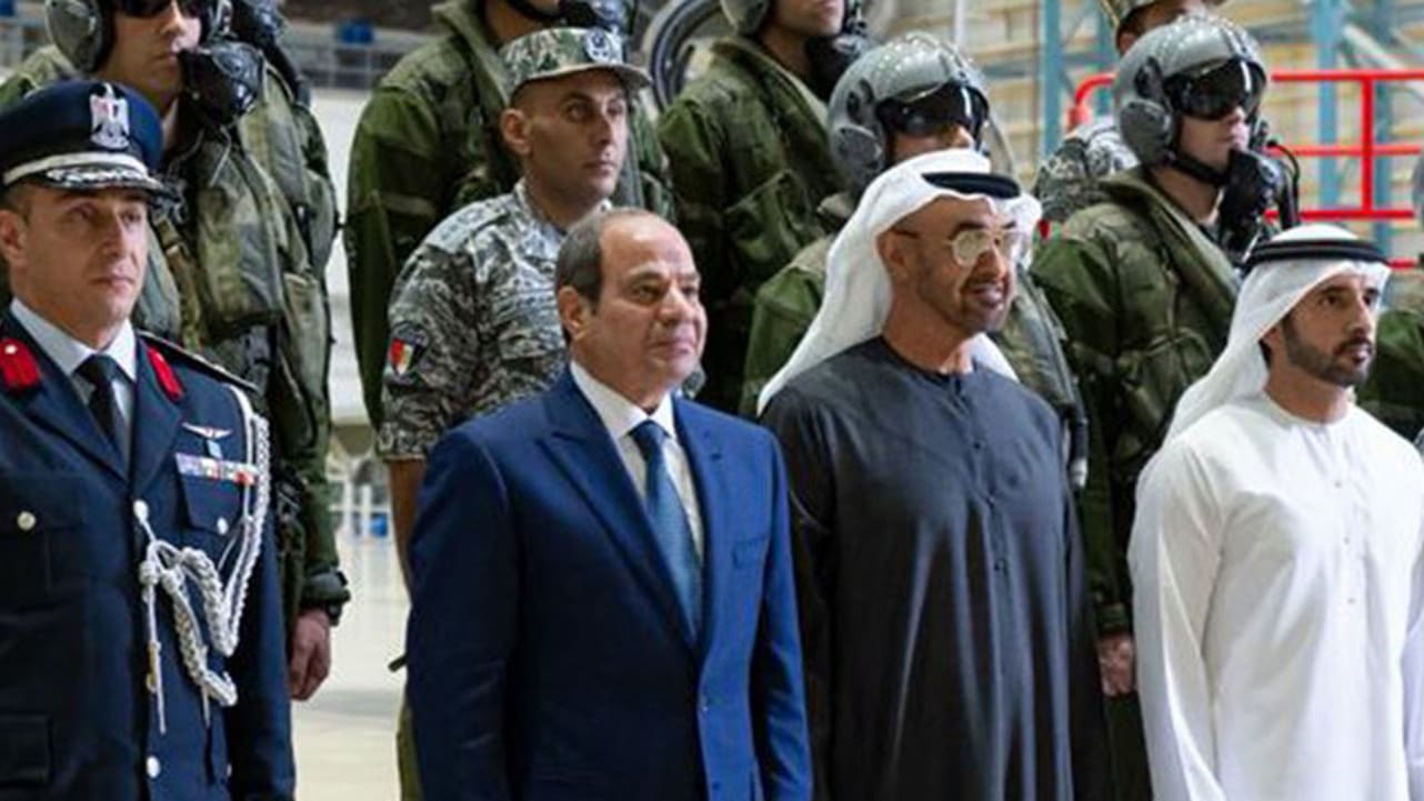 مبرزا ثقل مصر.. أكاديمي إماراتي يعلق على لقاء السيسي ومحمد بن زايد
