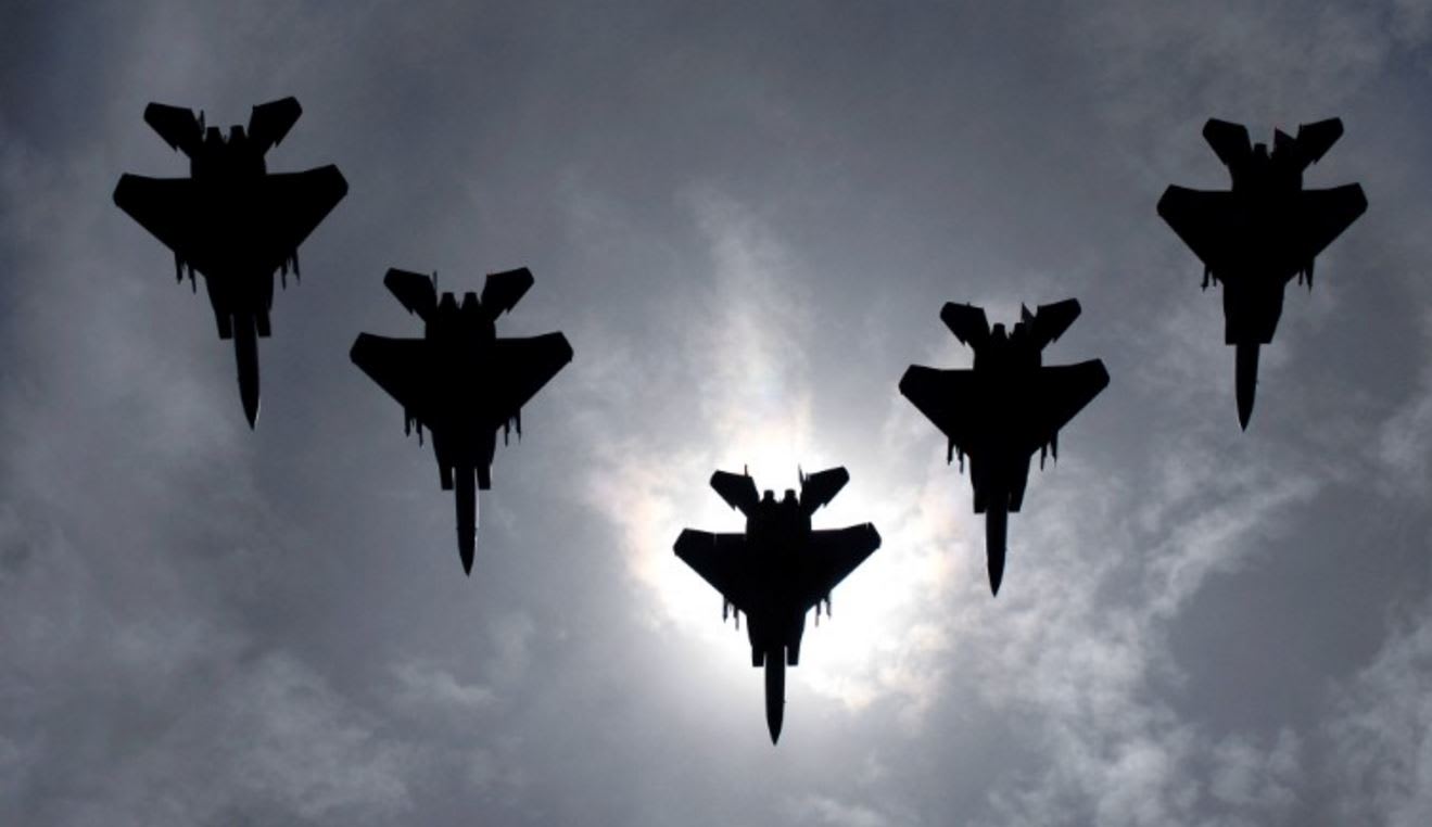 أمريكا تُظهر التزامها نحو أوروبا "حرة وآمنة" من روسيا عبر إرسال مقاتلات "F-15 إيغل" إلى أيسلندا لدعم الناتو