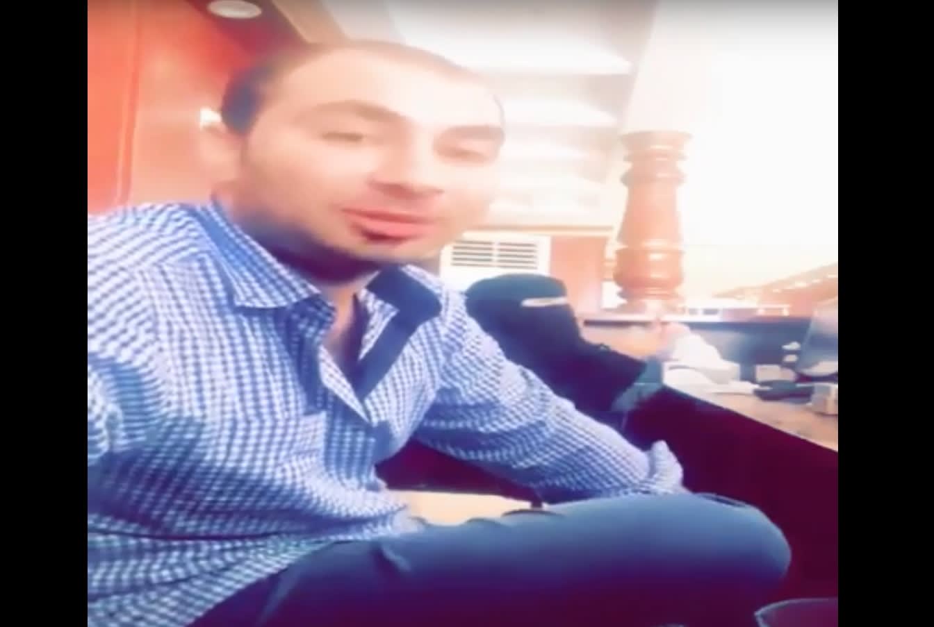 السعودية: ضبط مقيم ظهر بشكل "مسيء" مع زميلته بمقطع فيديو 