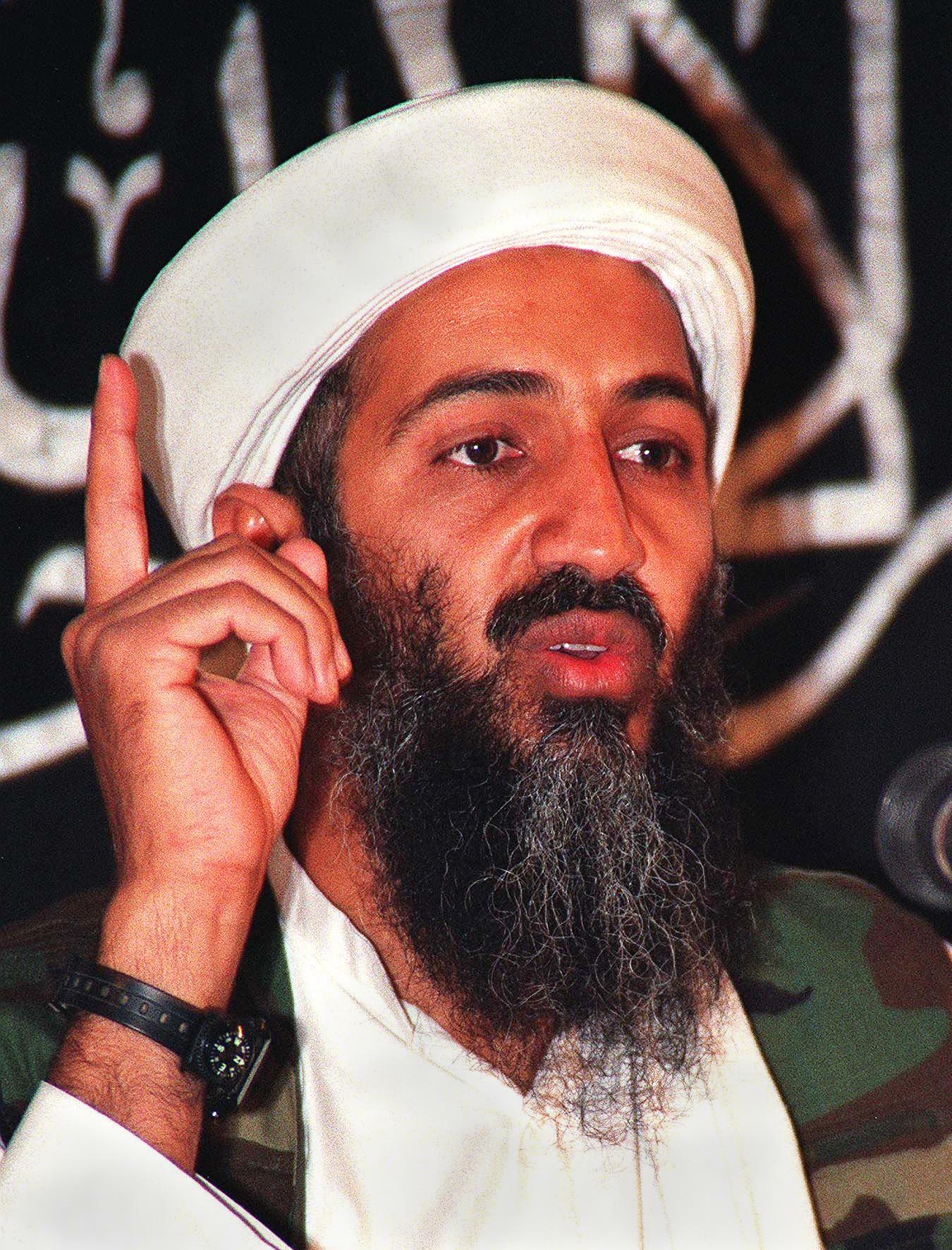 لماذا وصف ولي العهد السعودي أسامة بن لادن بـ"عدو السعودية وأمريكا"؟