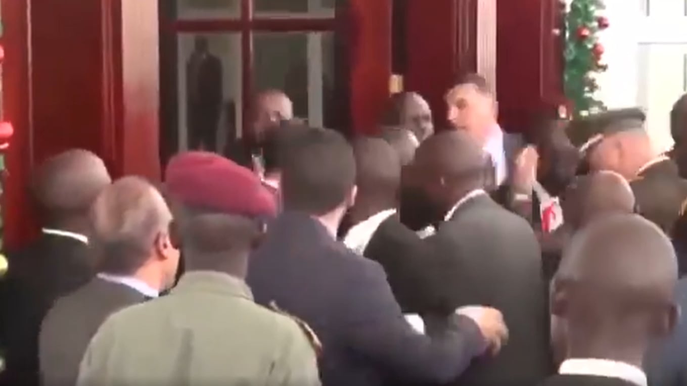 حقيقة فيديو "اشتباك حرس الرئيس المصري خلال قمة في كينيا"