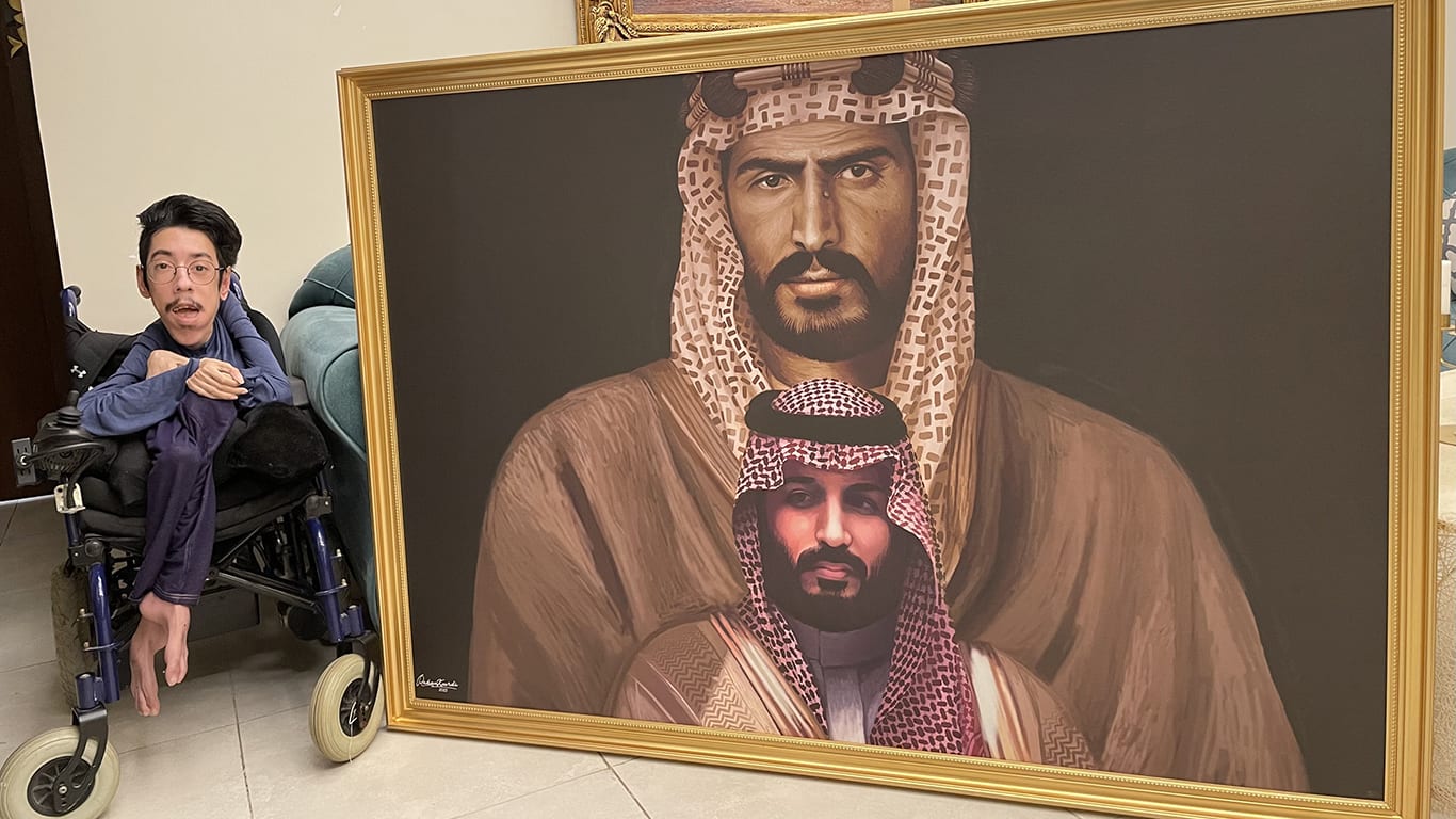 الرسام السعودي راكان كردي.. أيقونة فن تتحدى الإعاقة