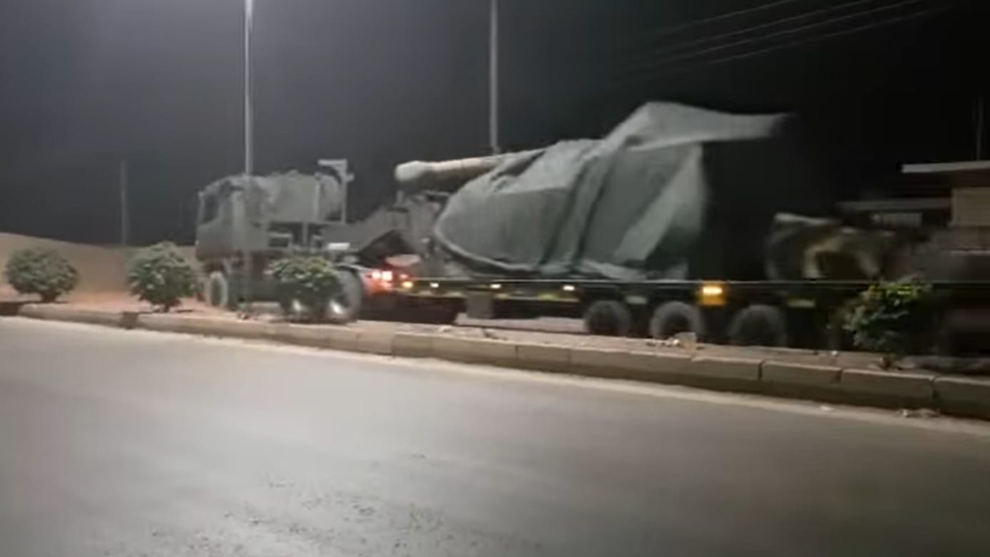 حقيقة فيديو “نشر معدات عسكرية تركية بسوريا” بعد ضربة إسرائيلية