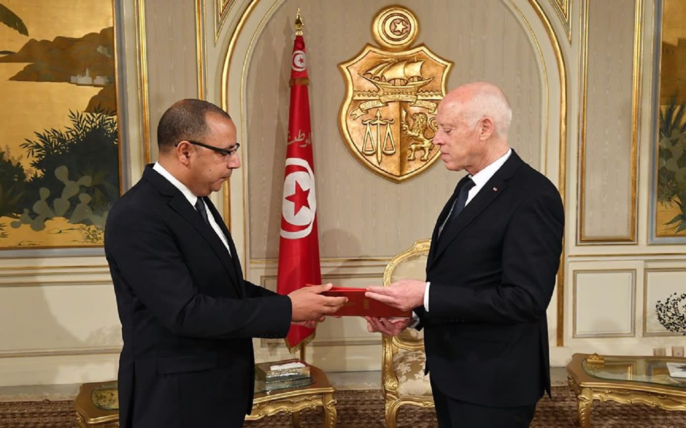 الرئيس التونسي يكلف وزير الداخلية هشام مشيشي بتشكيل الحكومة الجديدة