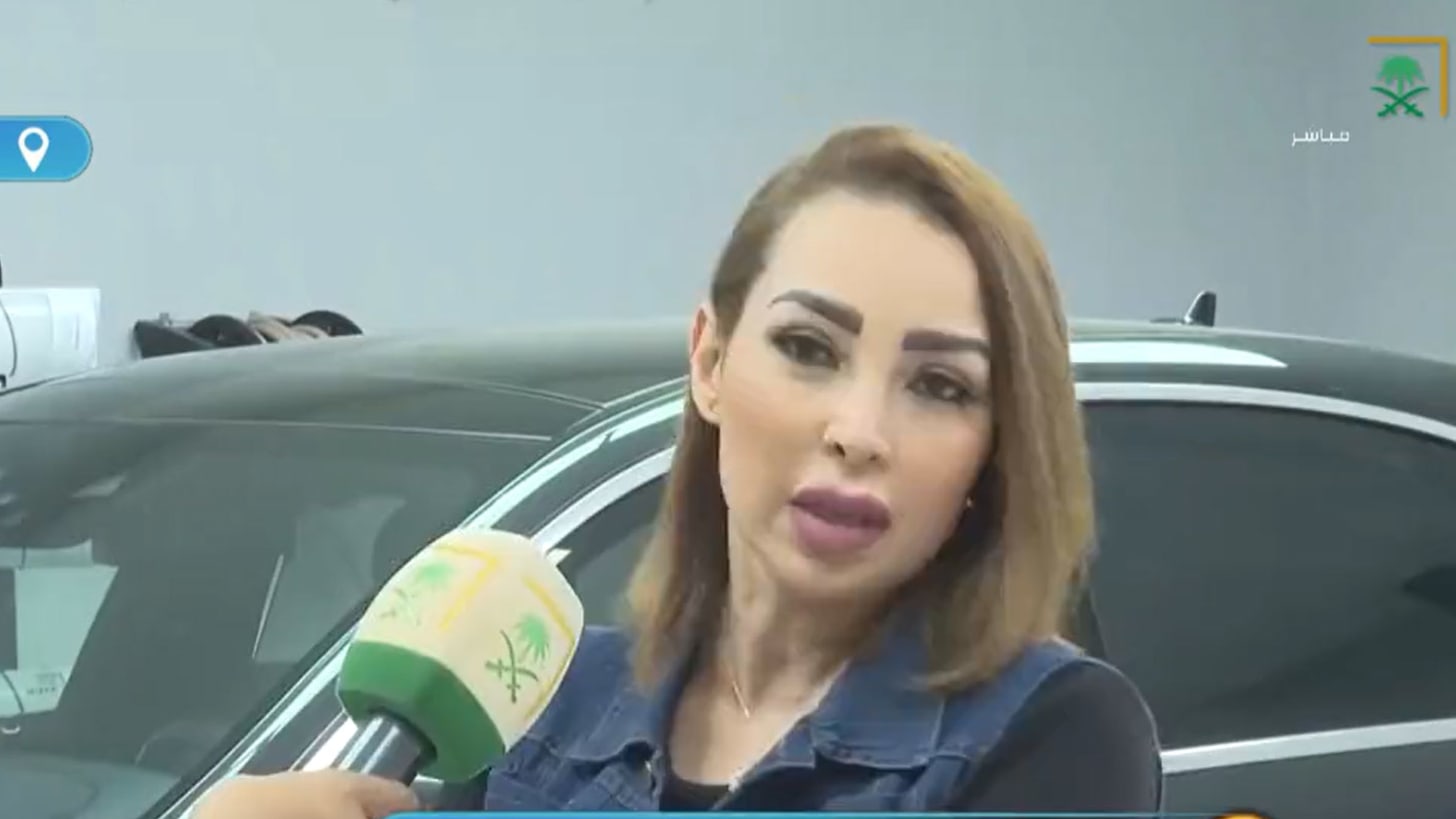 تعرّفوا إلى أول امرأة تنال عضوية في الاتحاد السعودي للسيارات