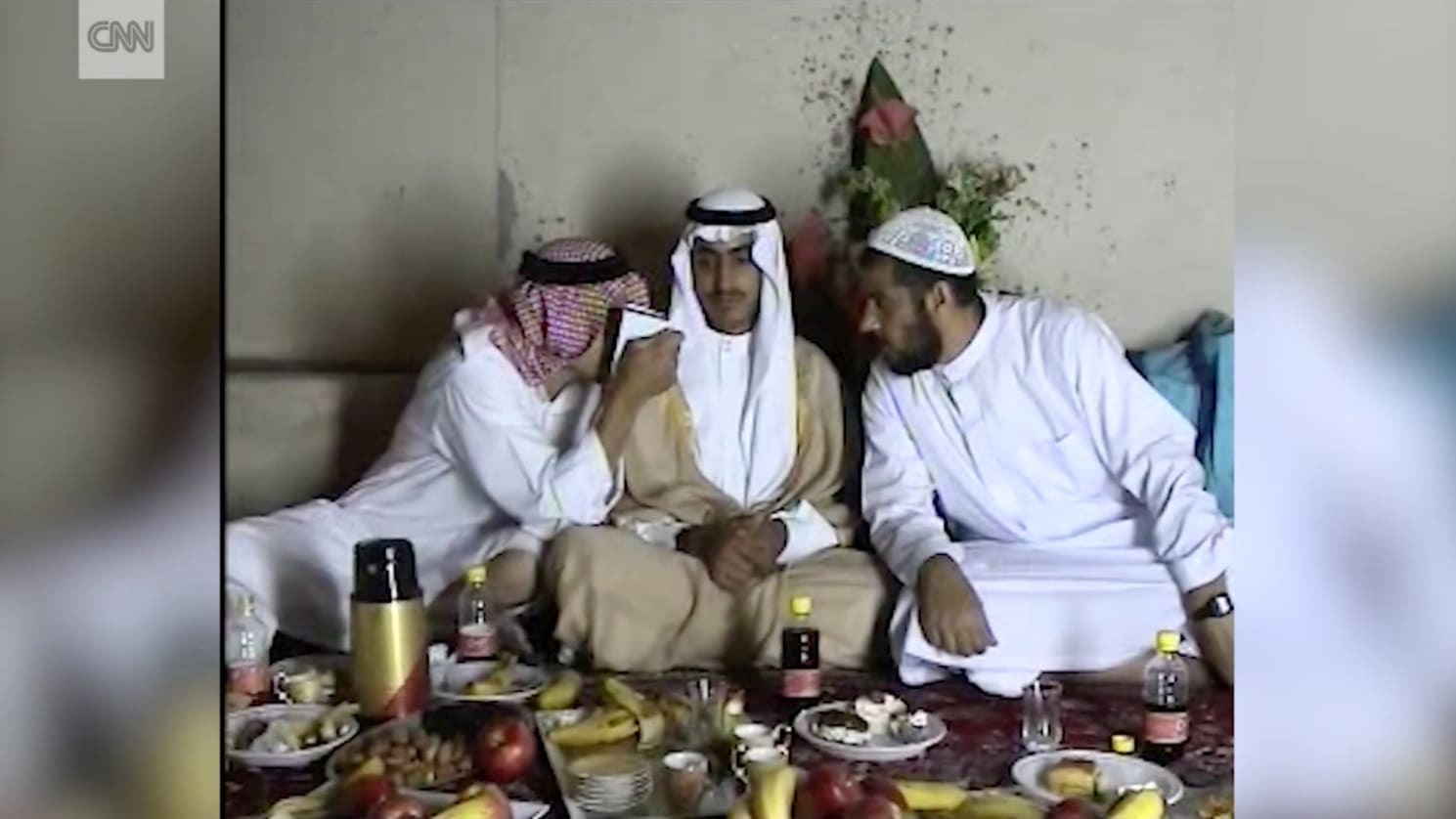 شاهد.. لقطات تعرض للمرة الأولى لحفل زفاف حمزة بن لادن