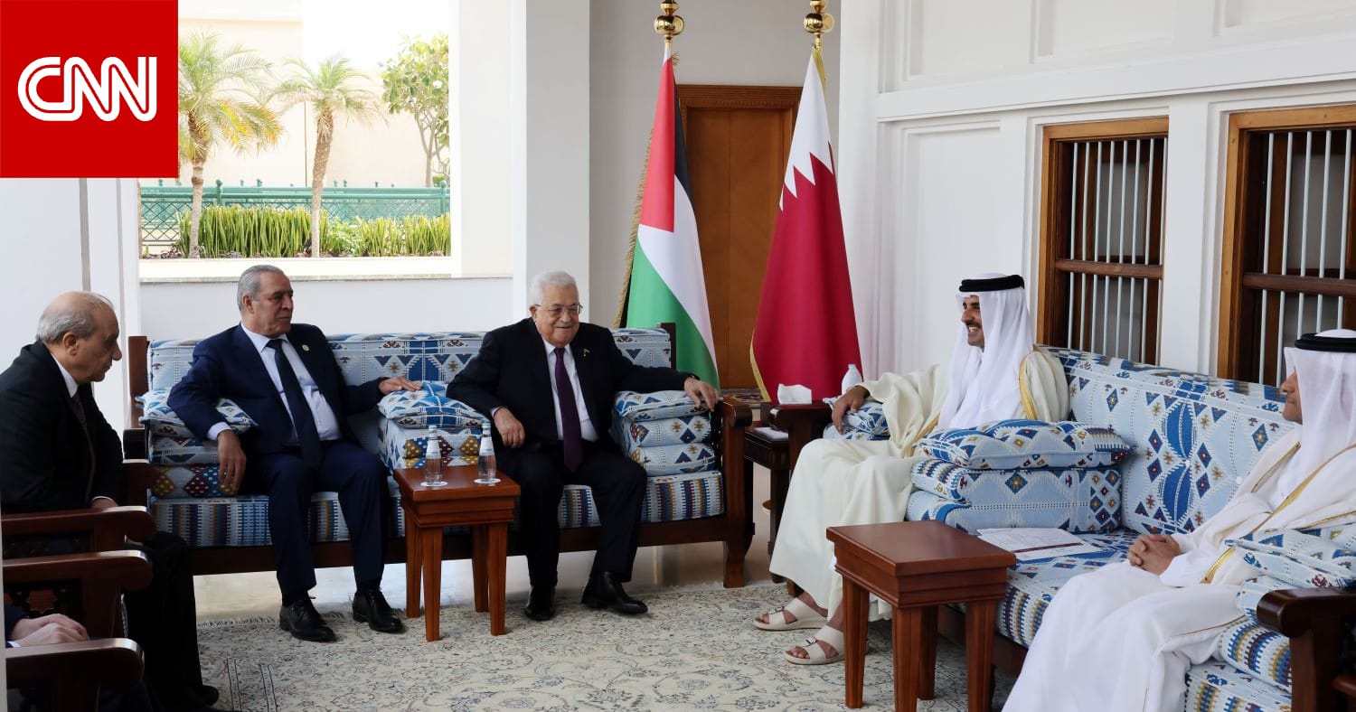 رئيس السلطة الفلسطينية يبحث تطورات حرب غزة والهجوم المرتقب على رفح مع أمير قطر في الدوحة