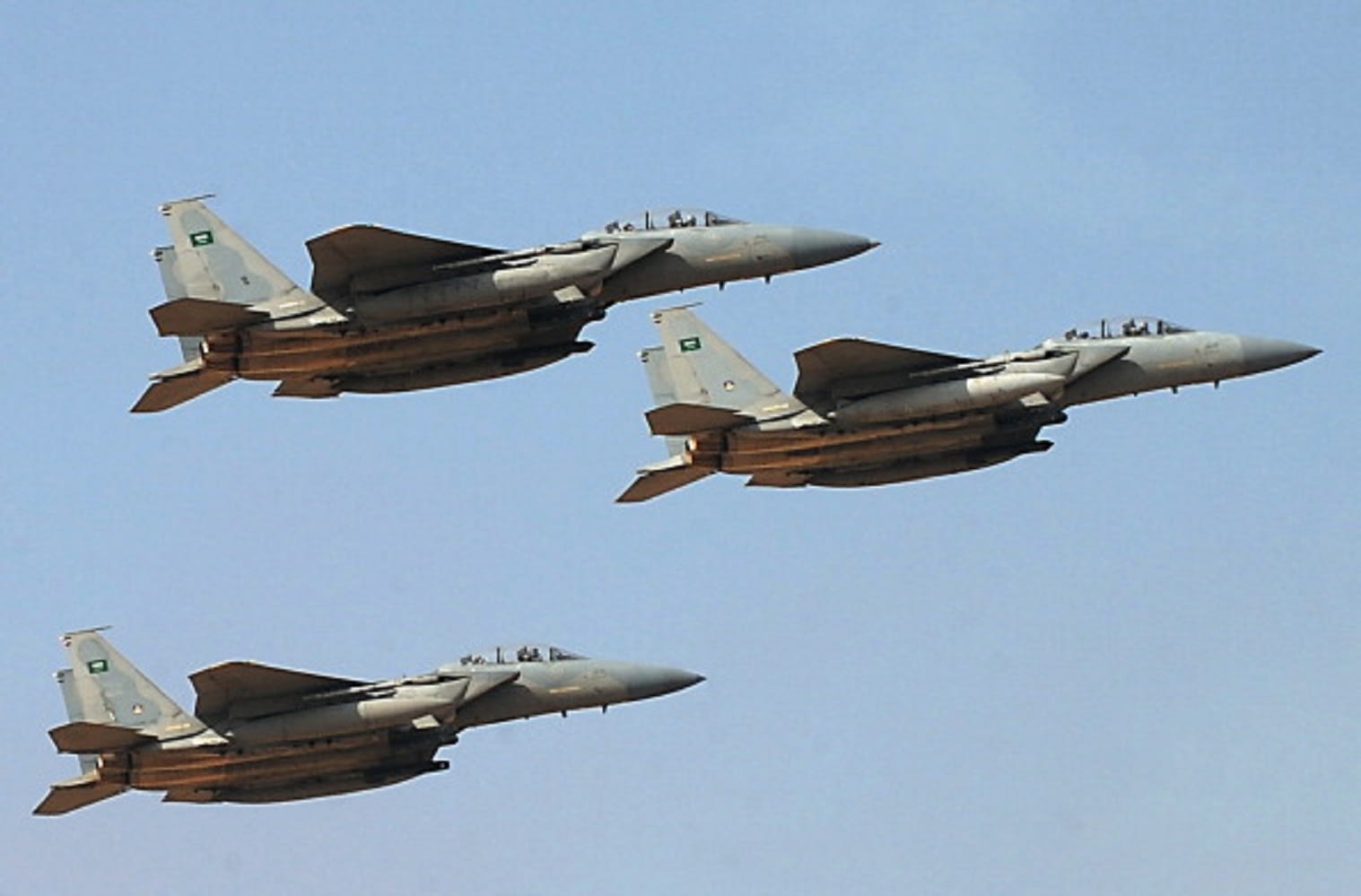 السعودية: سقوط إحدى طائرات القوات الجوية الملكية في المنطقة الشمالية الغربية
