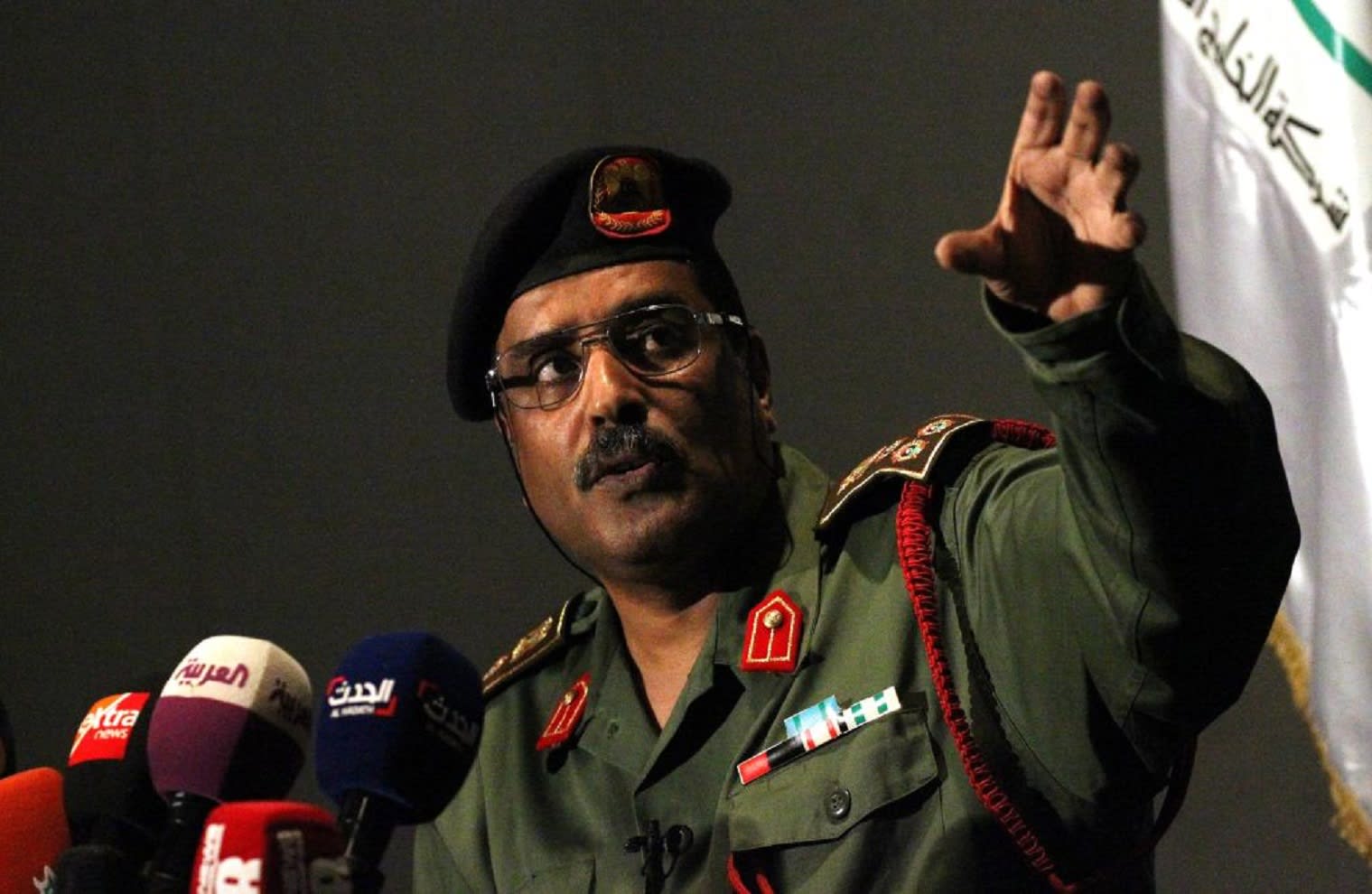 متحدث الجيش الليبي يكشف تفاصيل القبض على هشام عشماوي: "هدية" لمصر