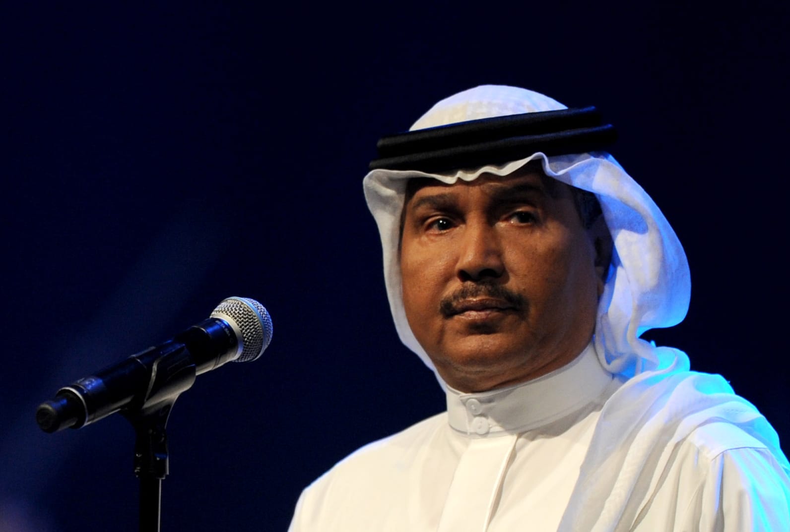 محمد عبده يفي بوعده للجمهور بإصدار ألبوم جديد بعد 5 سنوات على آخر ألبوماته