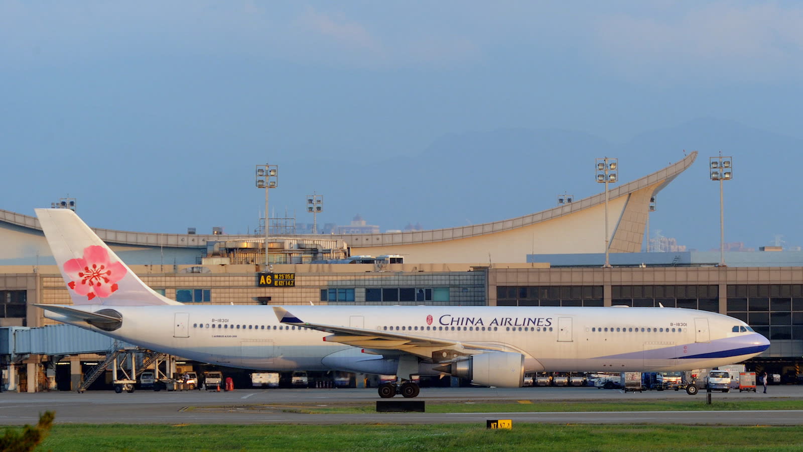أكبر شركة طيران في تايوان تدرس إمكانية تغيير اسمها بسبب فيروس كورونا