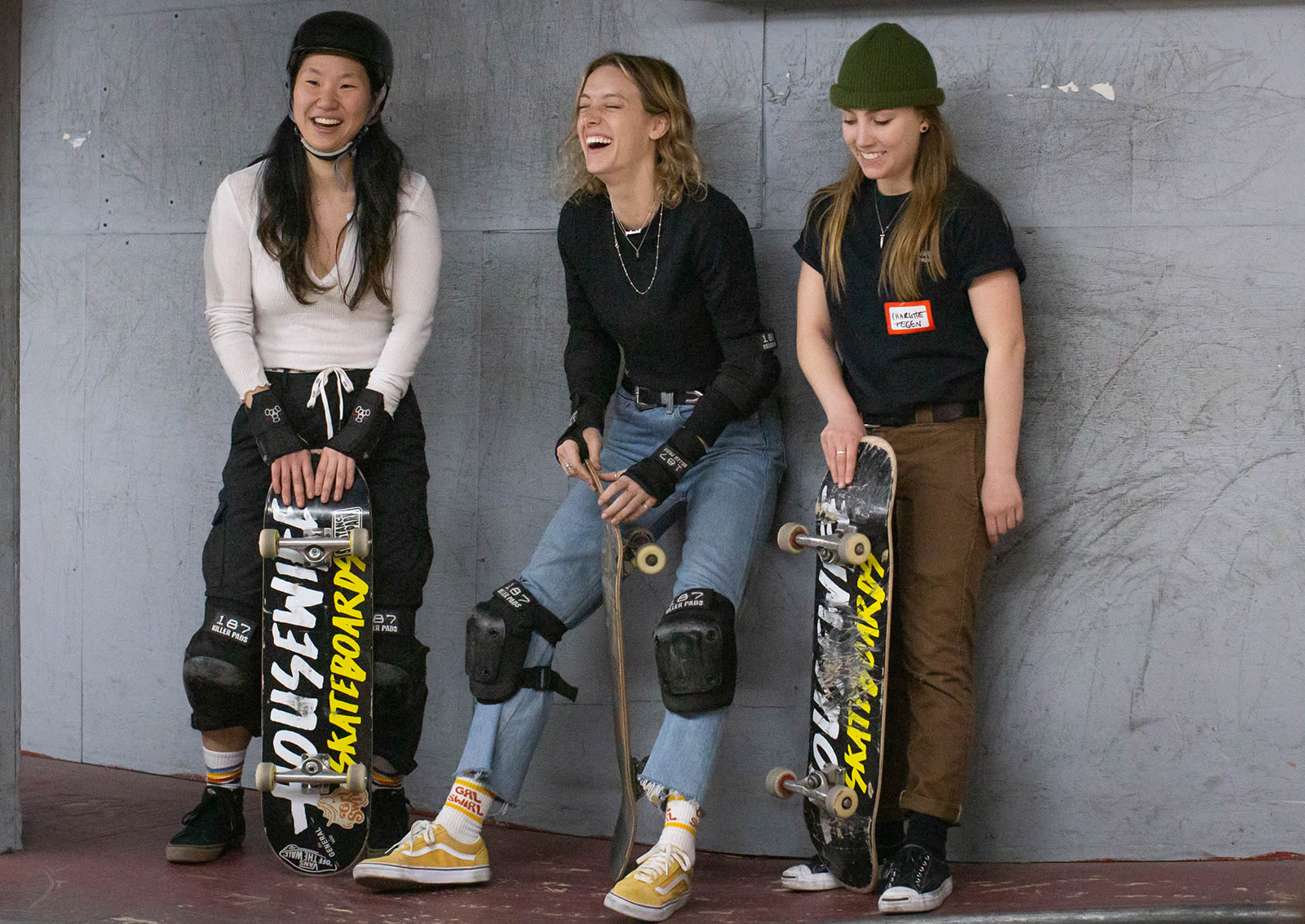 مصورة تبرز مشاهد غير مألوفة للمتزلجين على الألواح في نيويورك