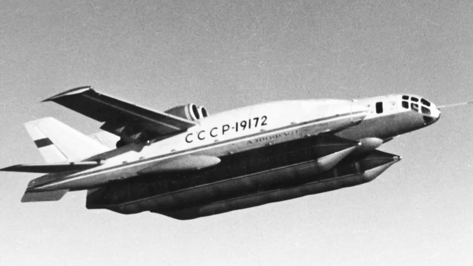 تشبه تنين أسطوري من الحكايات الروسية.. ما قصة هذه الطائرة السوفييتية؟