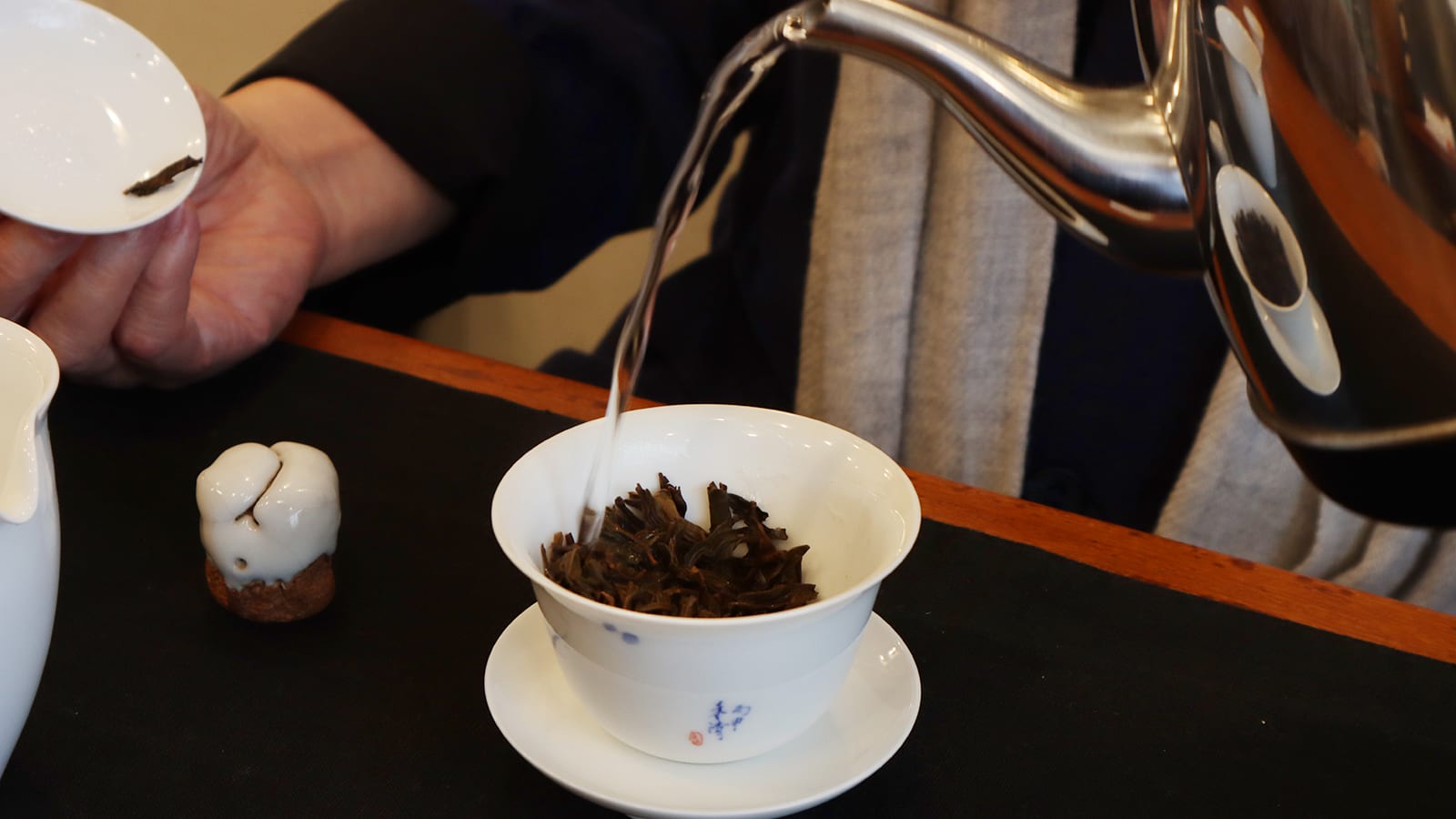 لماذا يبلغ ثمن كيلوغرام من بعض أنواع الشاي الصيني 184 ألف دولار أمريكي؟ 