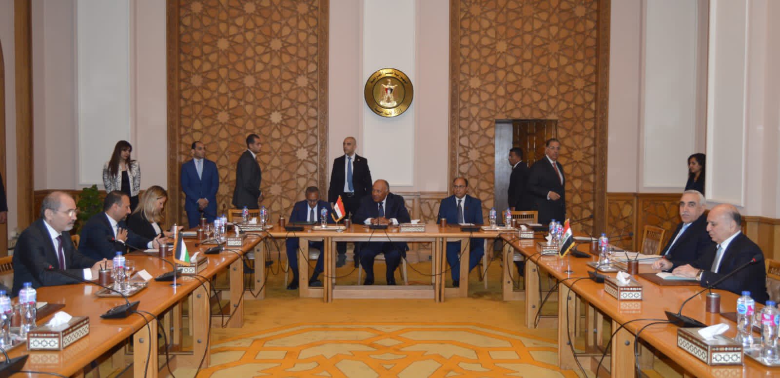 وزراء خارجية مصر والأردن والعراق يبحثون في القاهرة تعزيز التعاون الاقتصادي المشترك